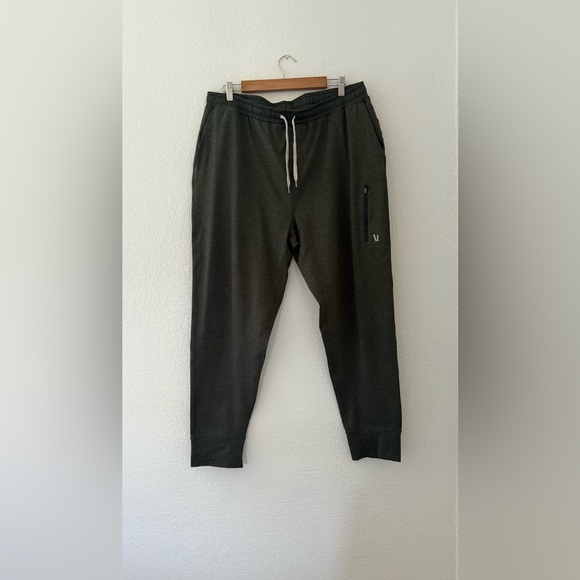Vuori Sunday Performance Joggers Men’s XXL Wicking Comfort Soft Athletic - Picture 6 of 11